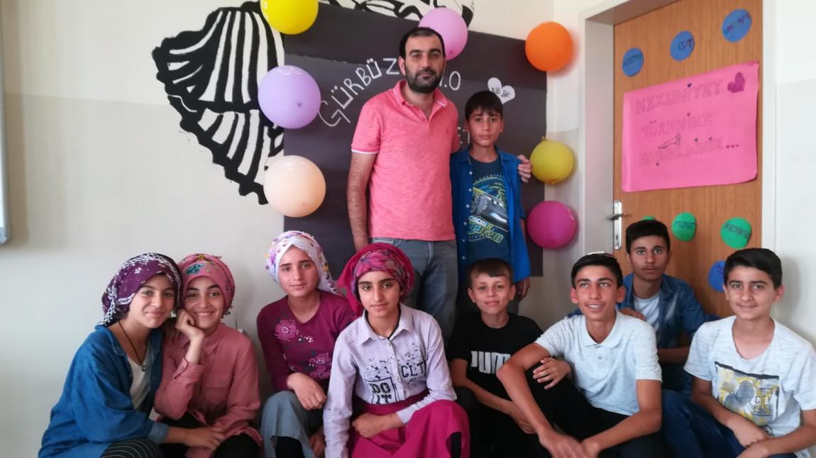 8. Sınıf Öğrencilerimizin  Mezuniyet Kutlamaları